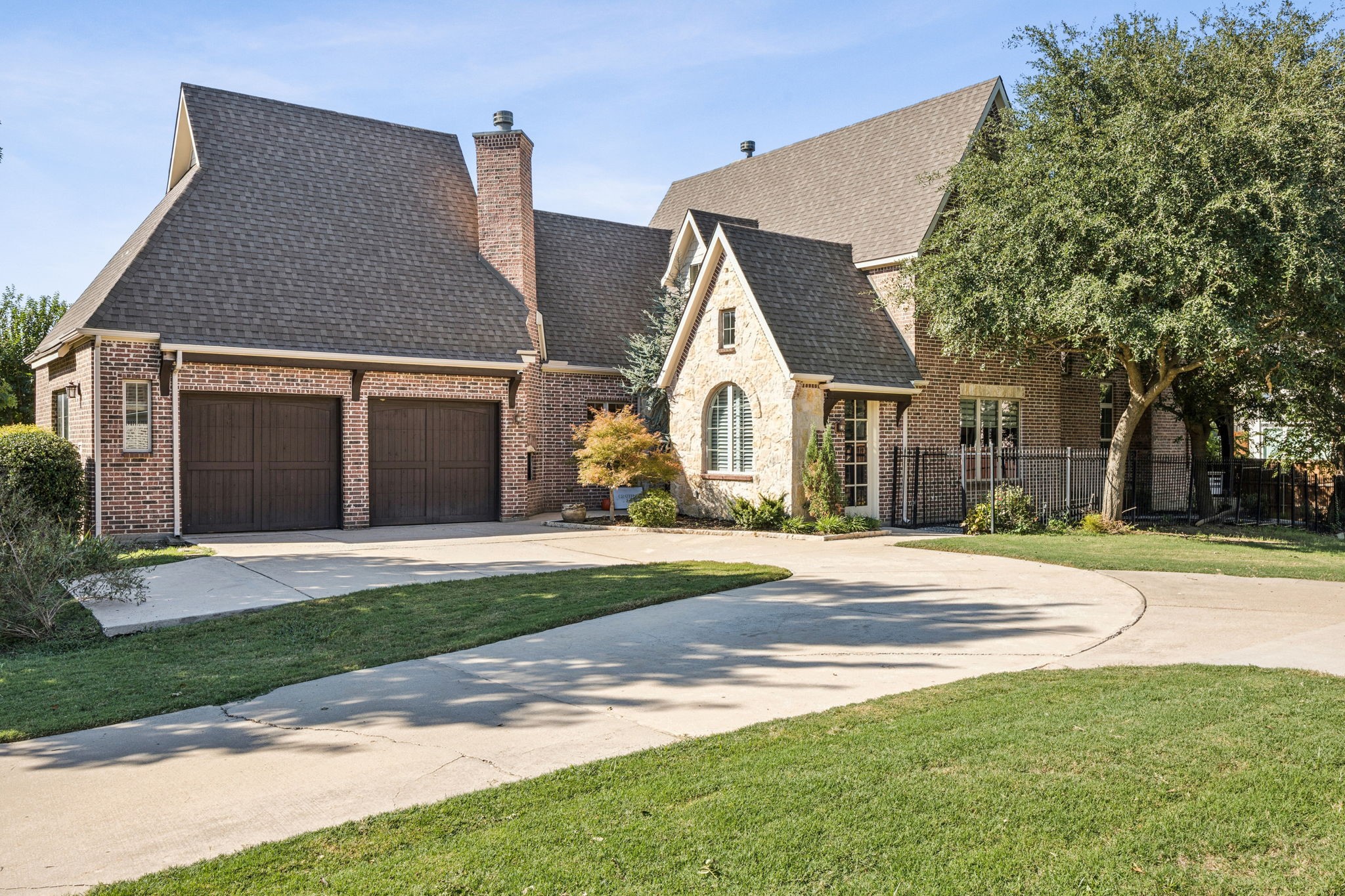 800 Chapel Hill Lane