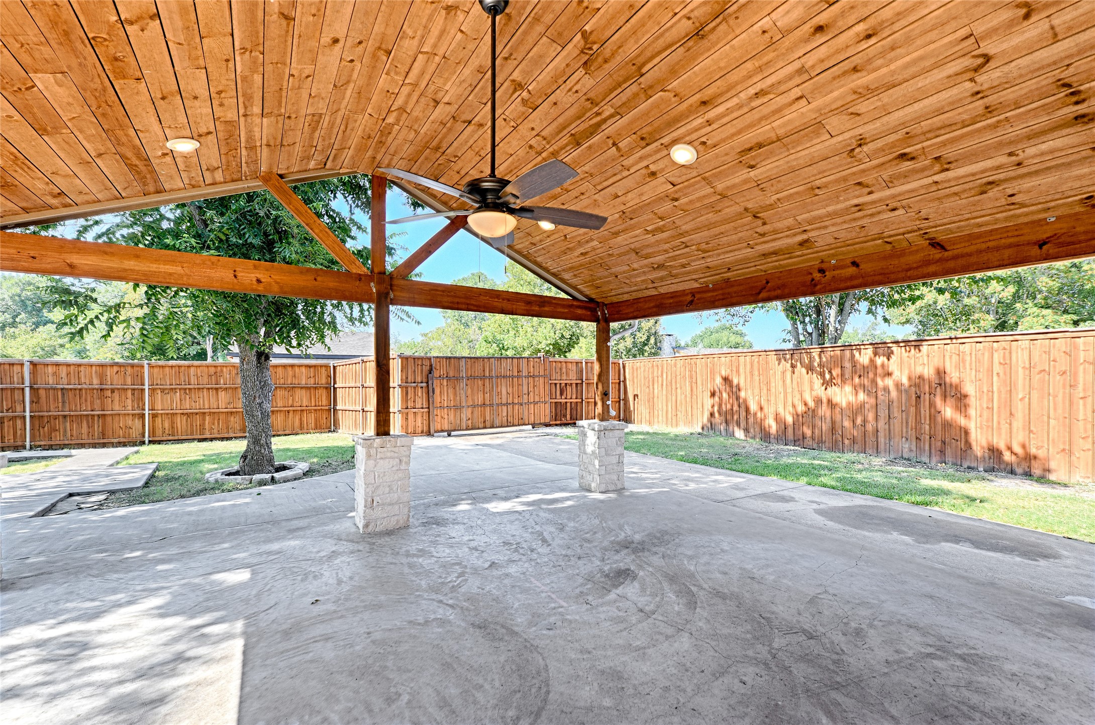 1510 Shorehaven Drive