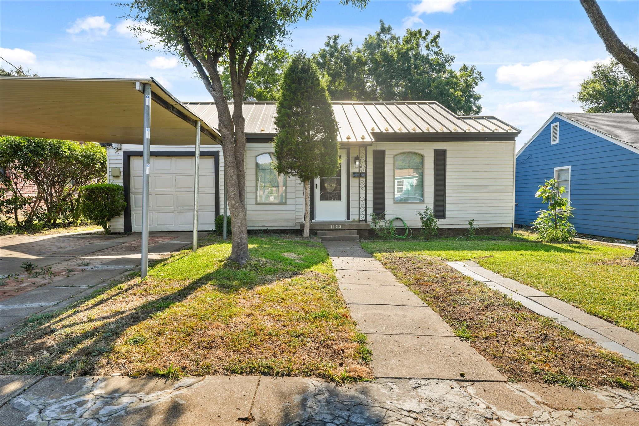 1120 Keats Drive