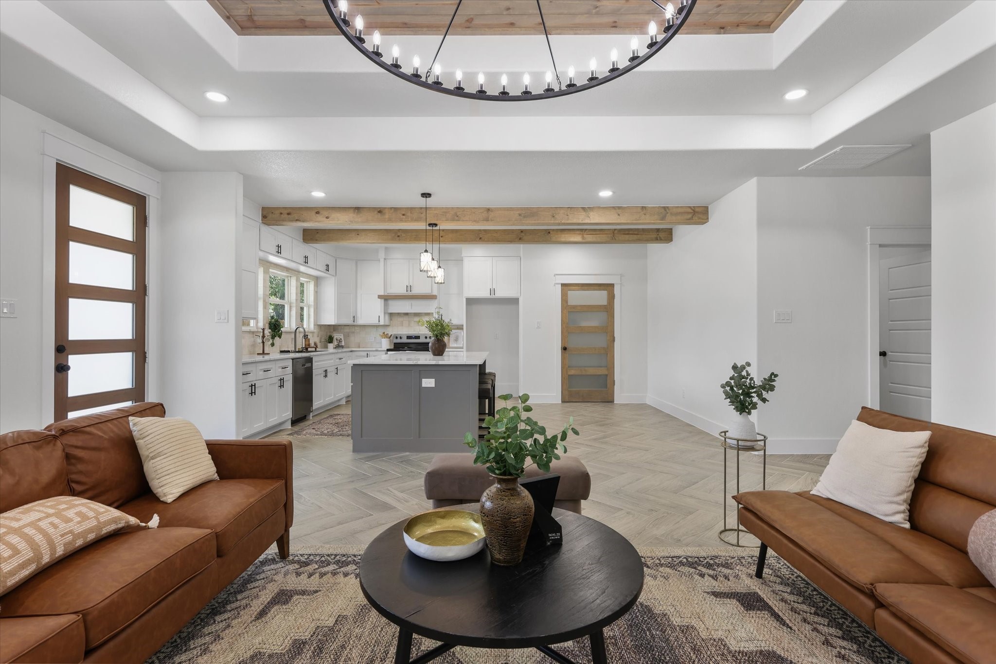 537 Cresthaven Court