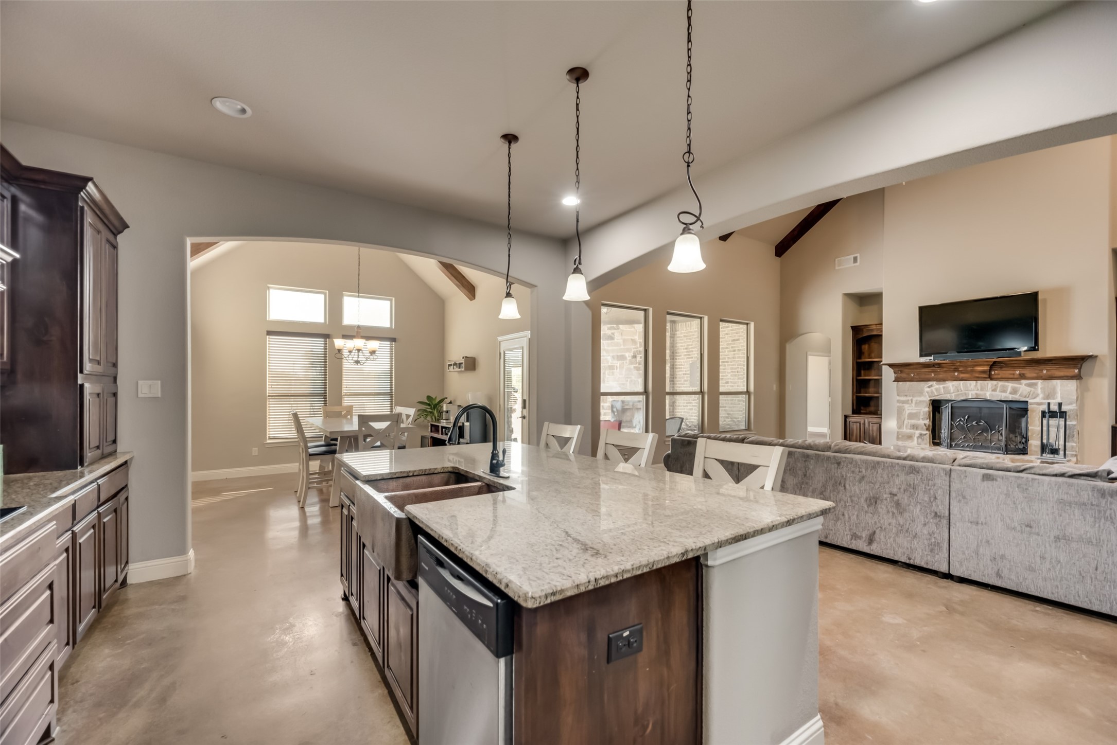 108 Springfield Lakes Drive