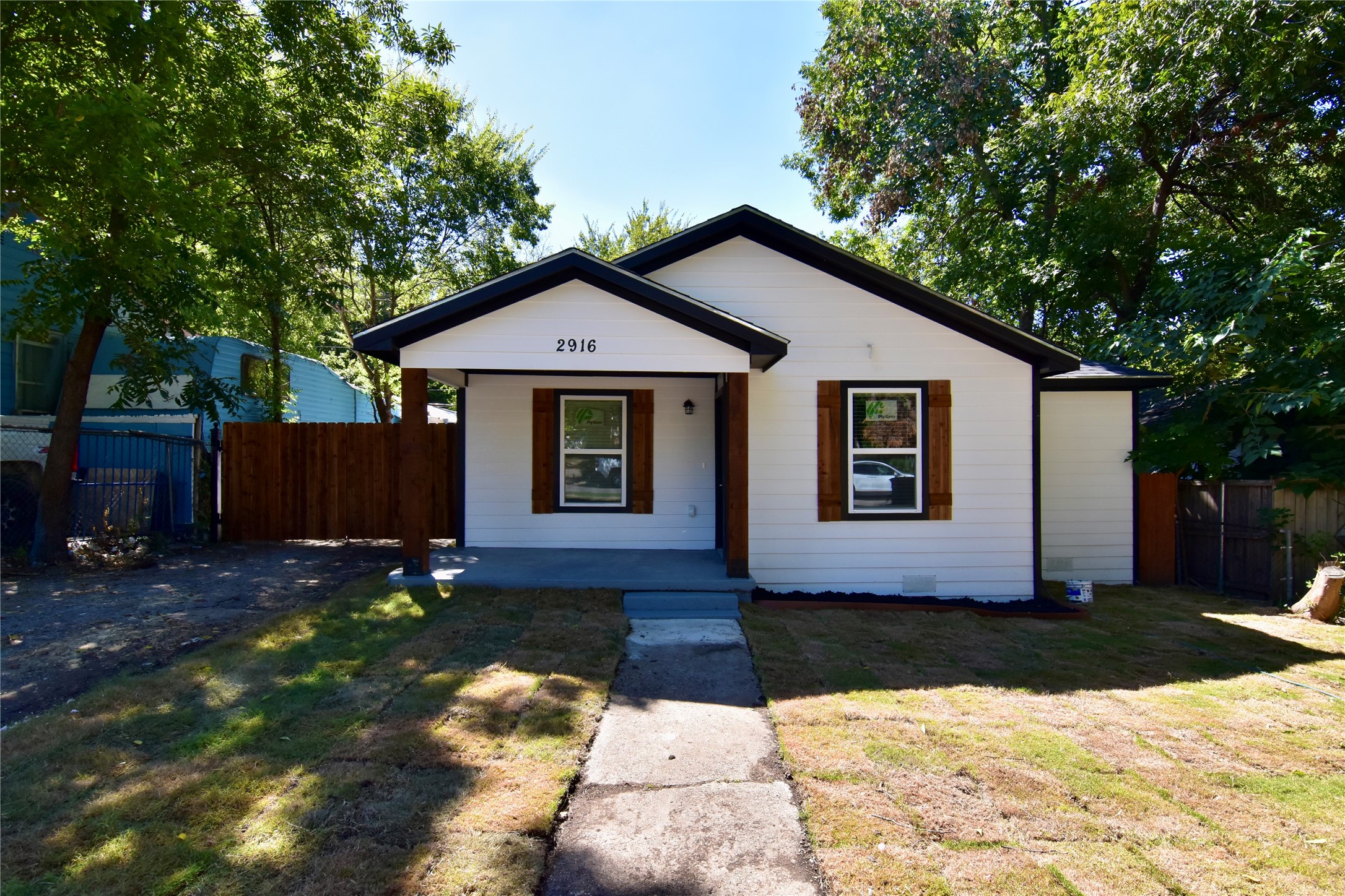 2916 Bideker Avenue