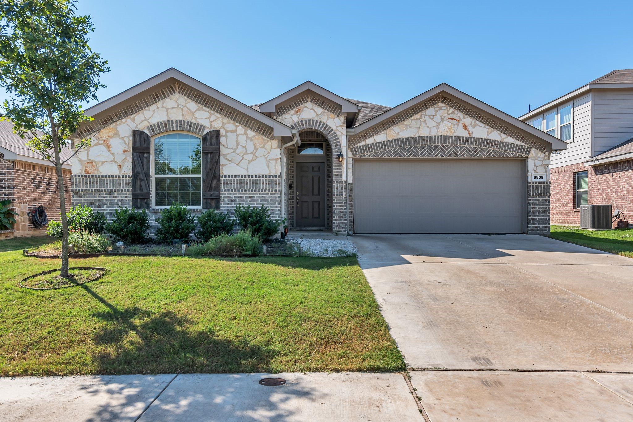 6809 Woodlawn Drive