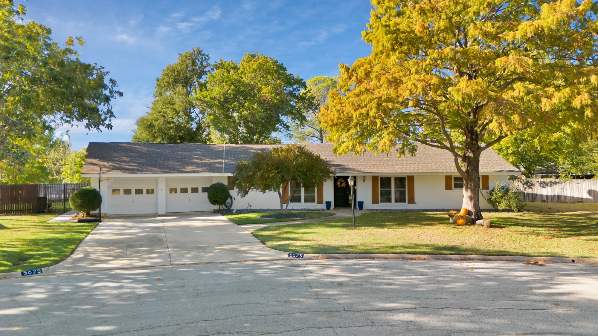5625 Silver Lake Drive