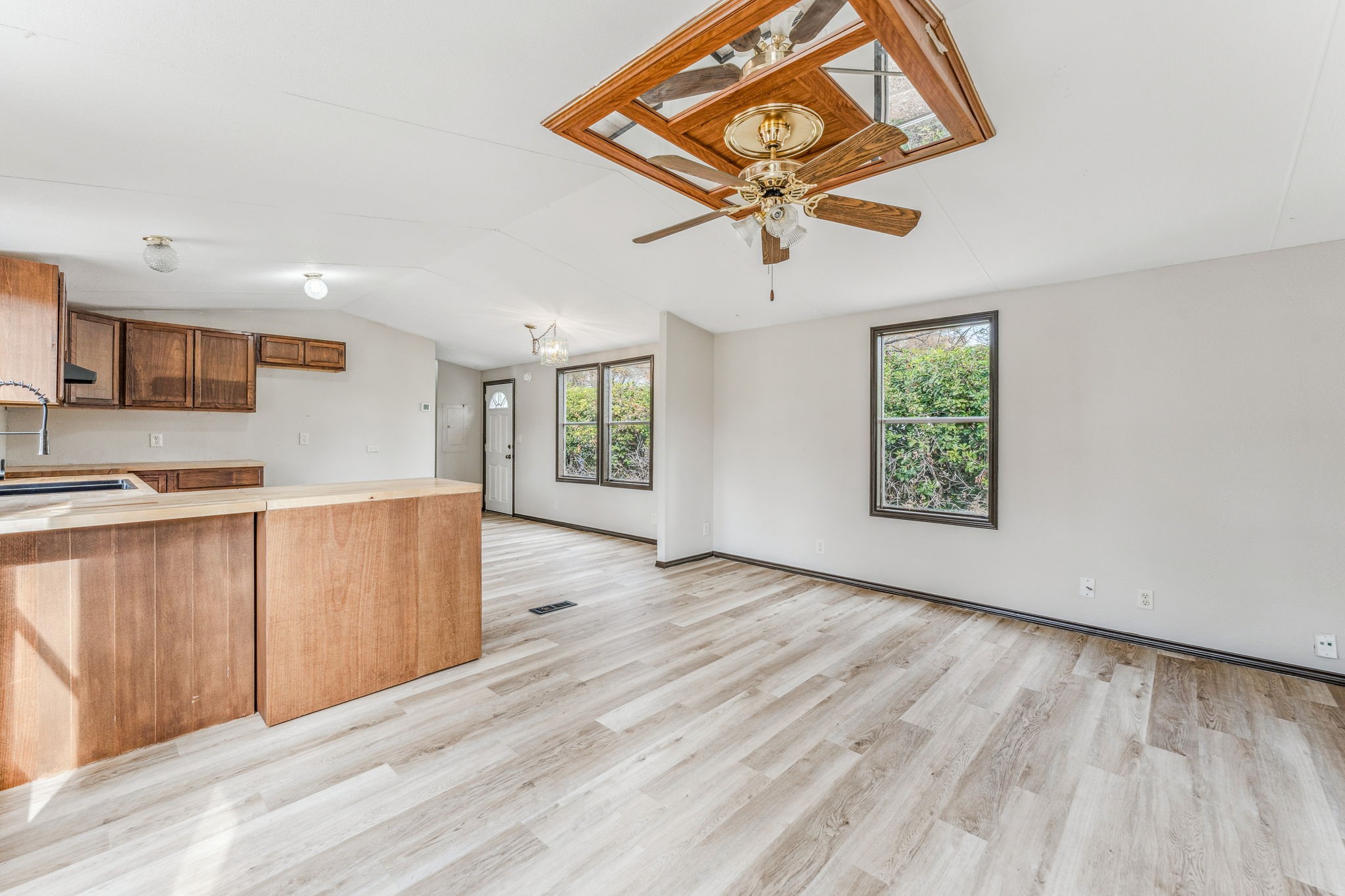 554 Blue Jay Court