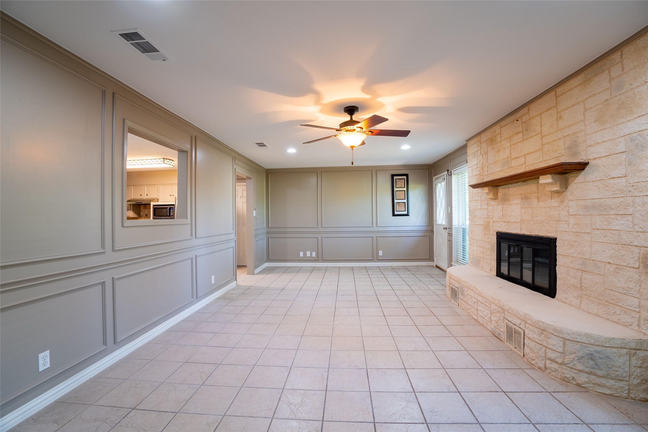 508 Squires Lane