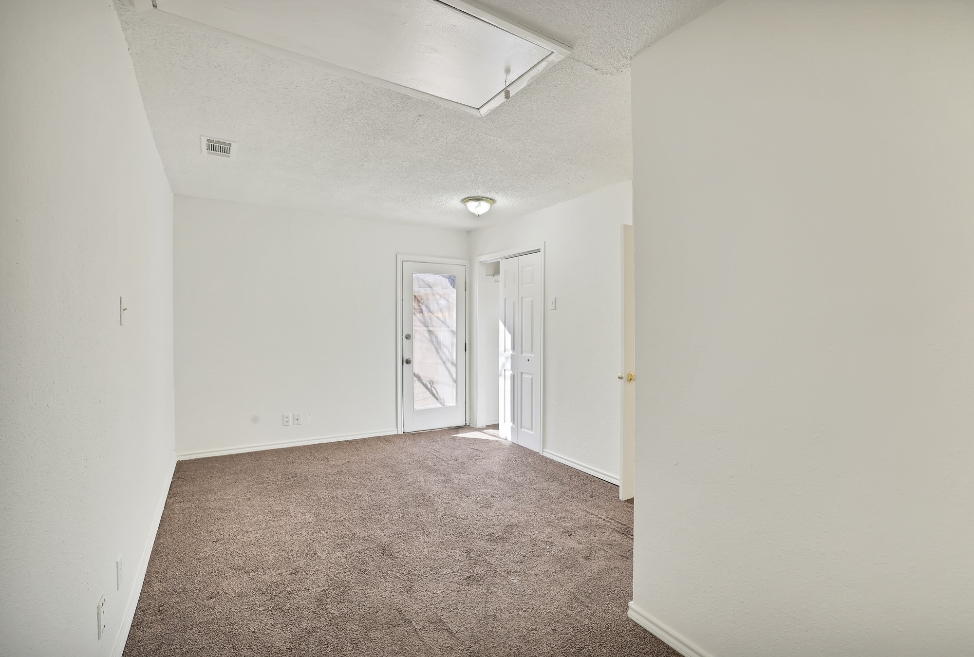 506 Valentine Lane