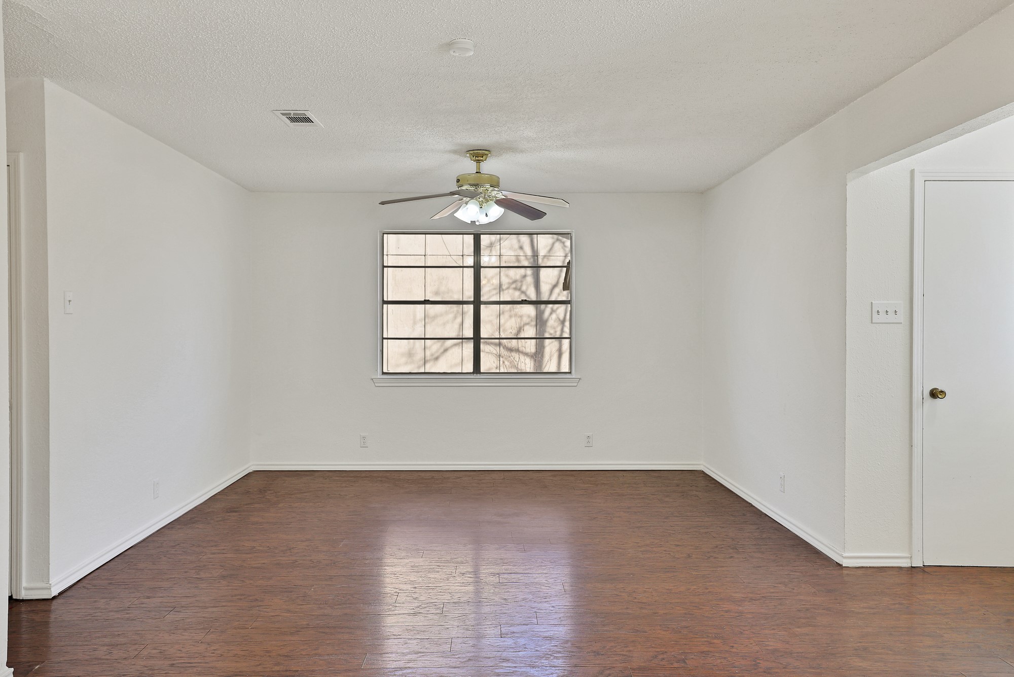 506 Valentine Lane