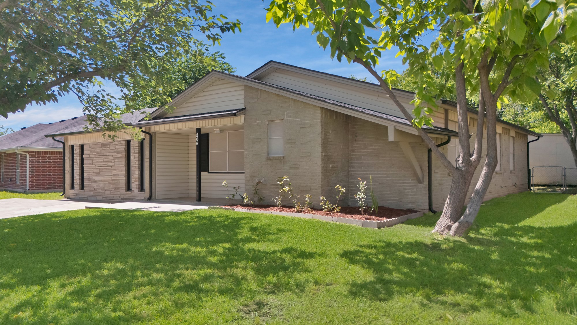506 Valentine Lane