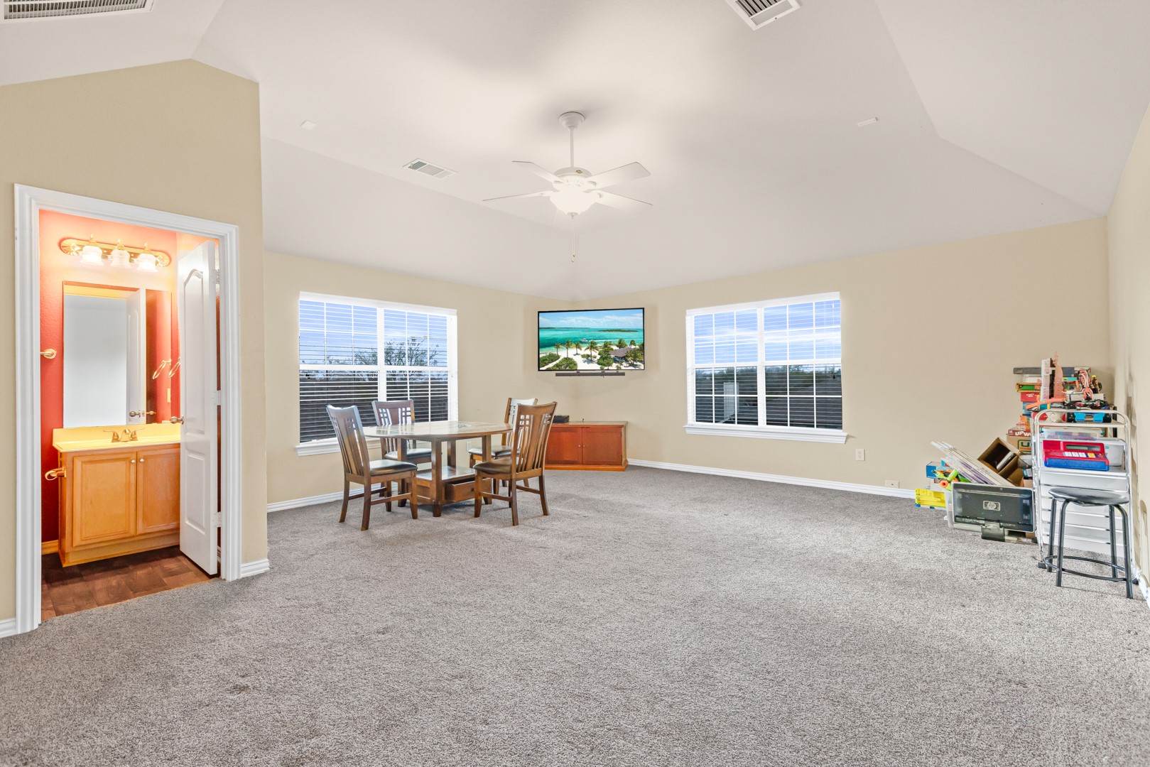 1613 Boxwood Lane