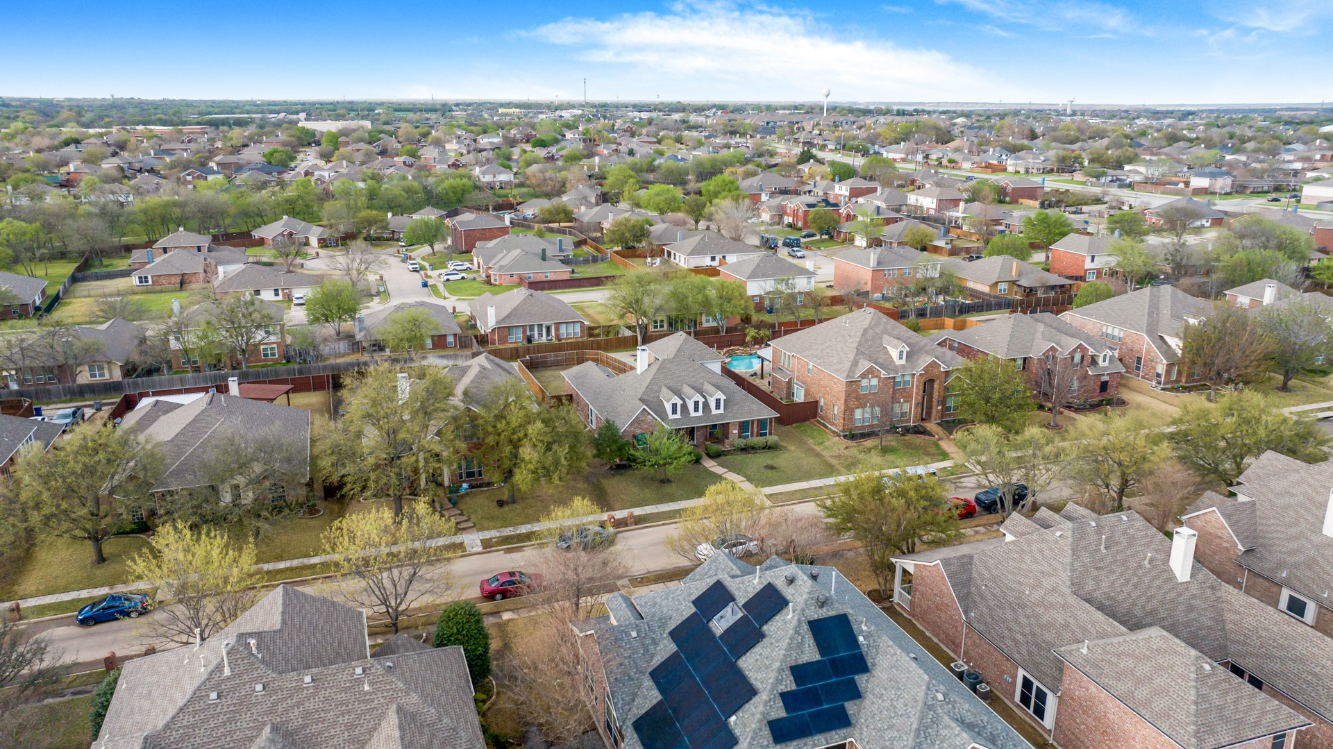 1613 Boxwood Lane