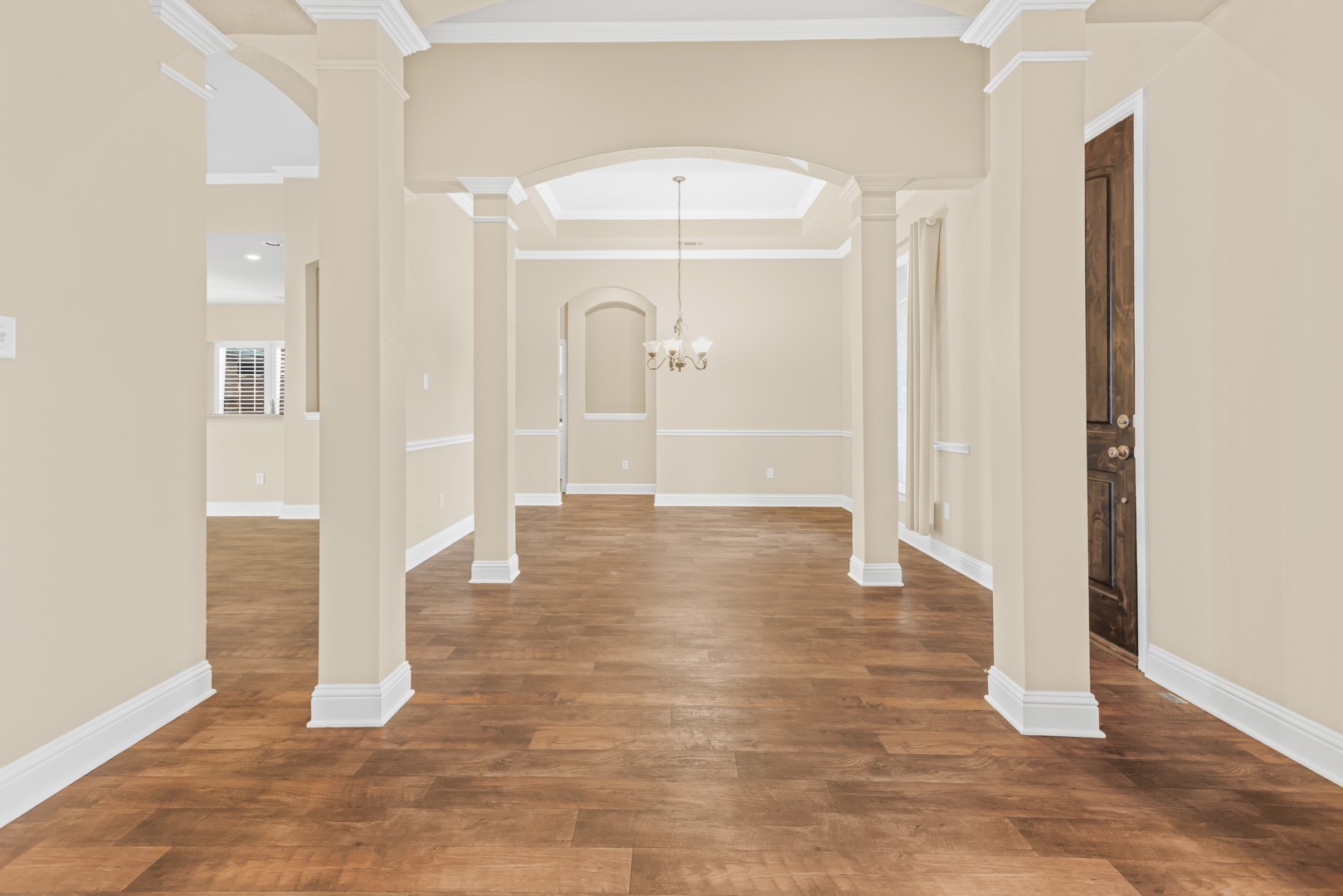 1613 Boxwood Lane
