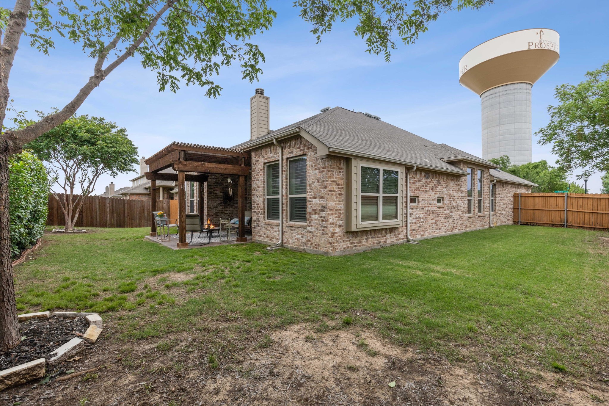 1301 Hudson Lane