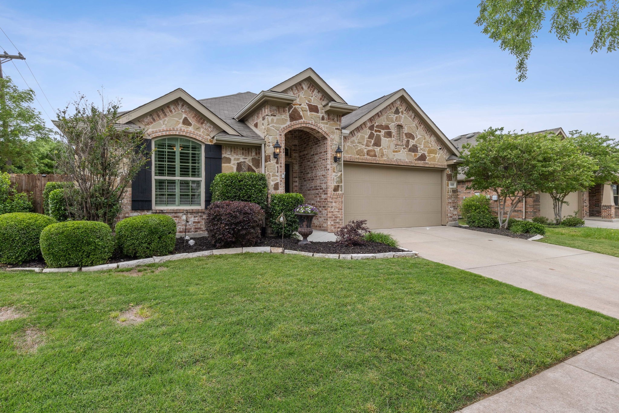 1301 Hudson Lane