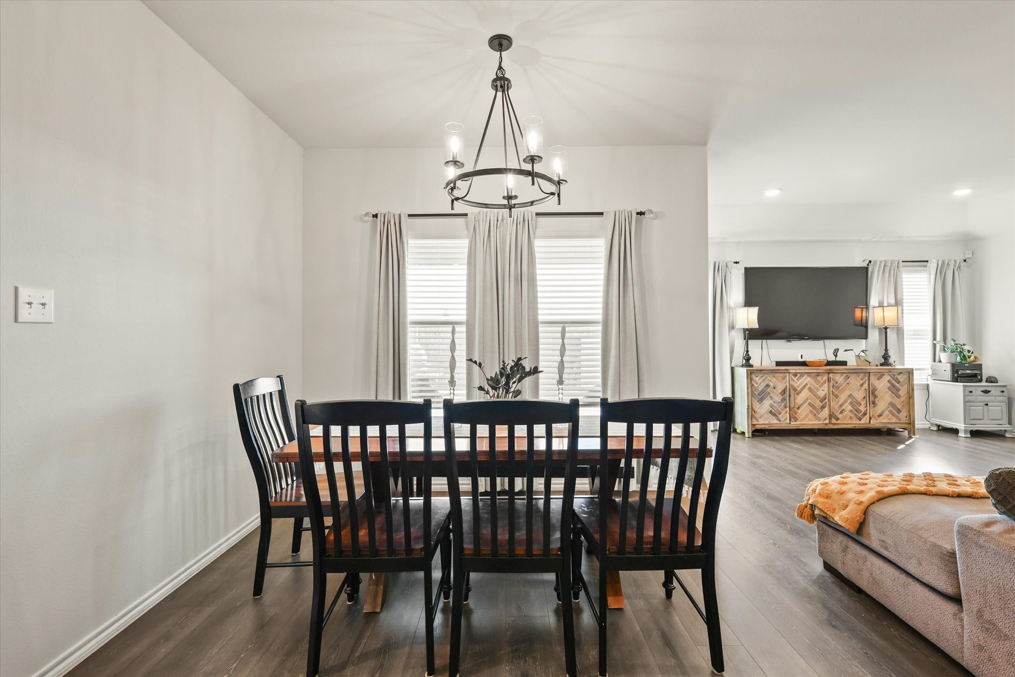1209 Willowbend Way
