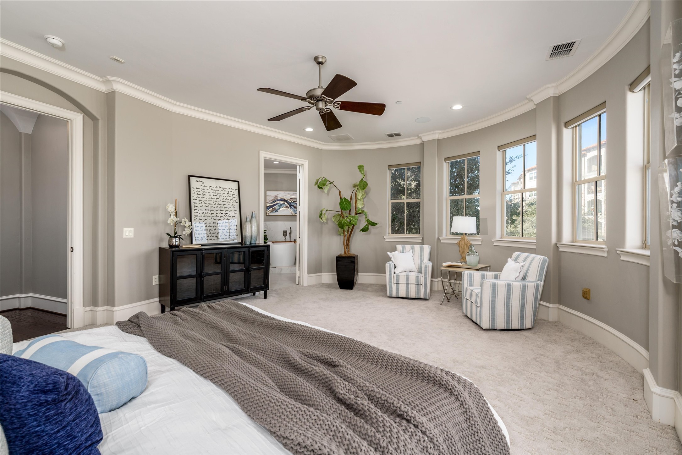 6601 Mediterranean Drive 6201