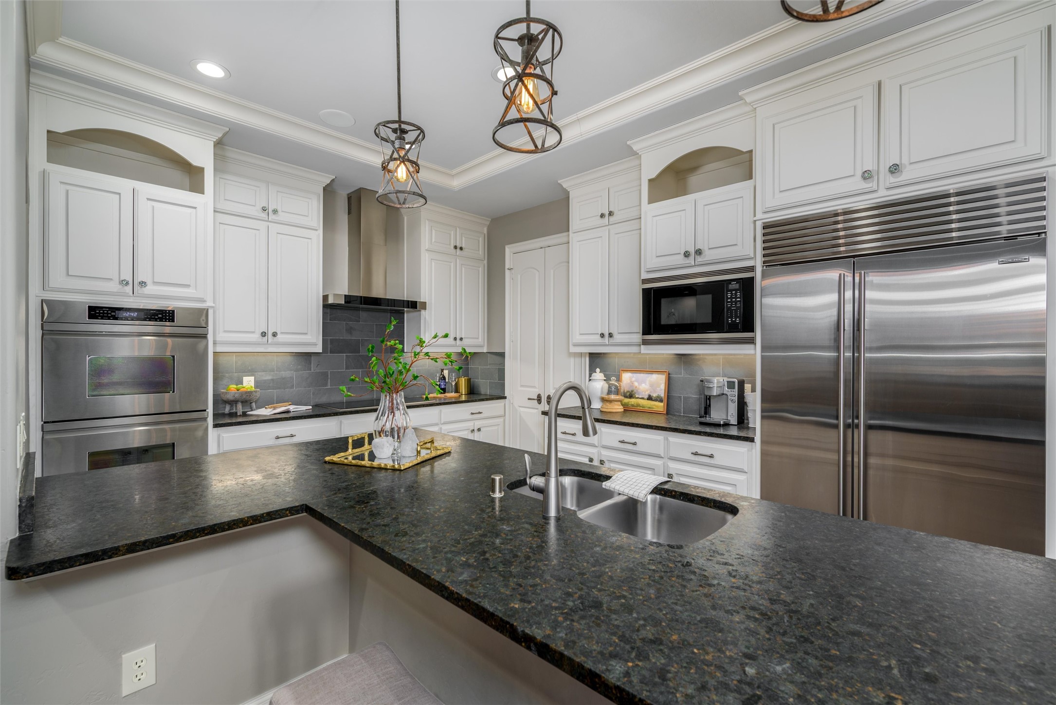 6601 Mediterranean Drive 6201