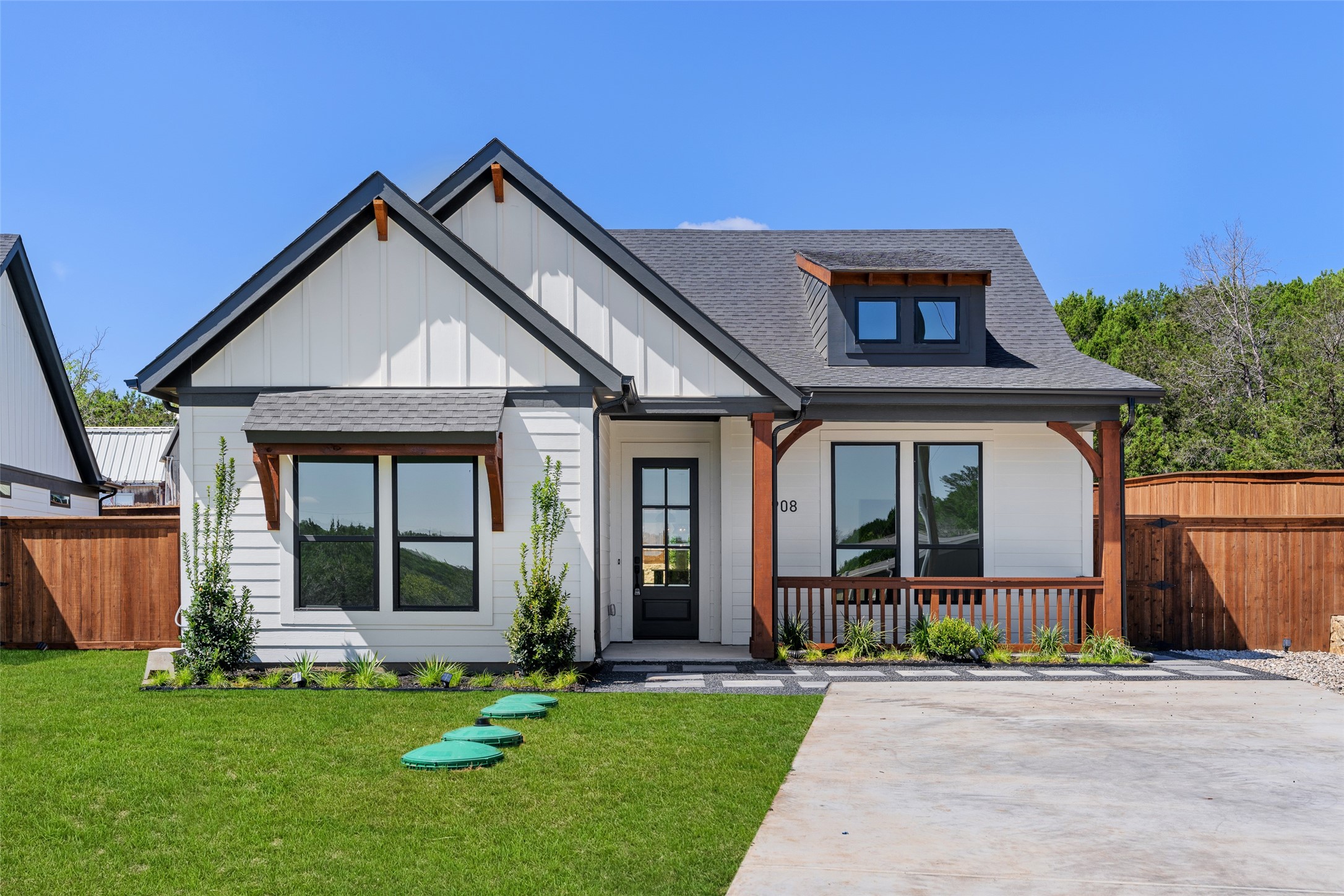 908 Tree Drive