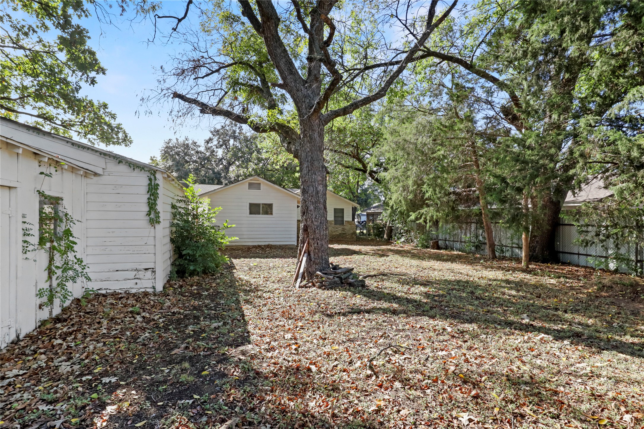 4820 White Oak Lane