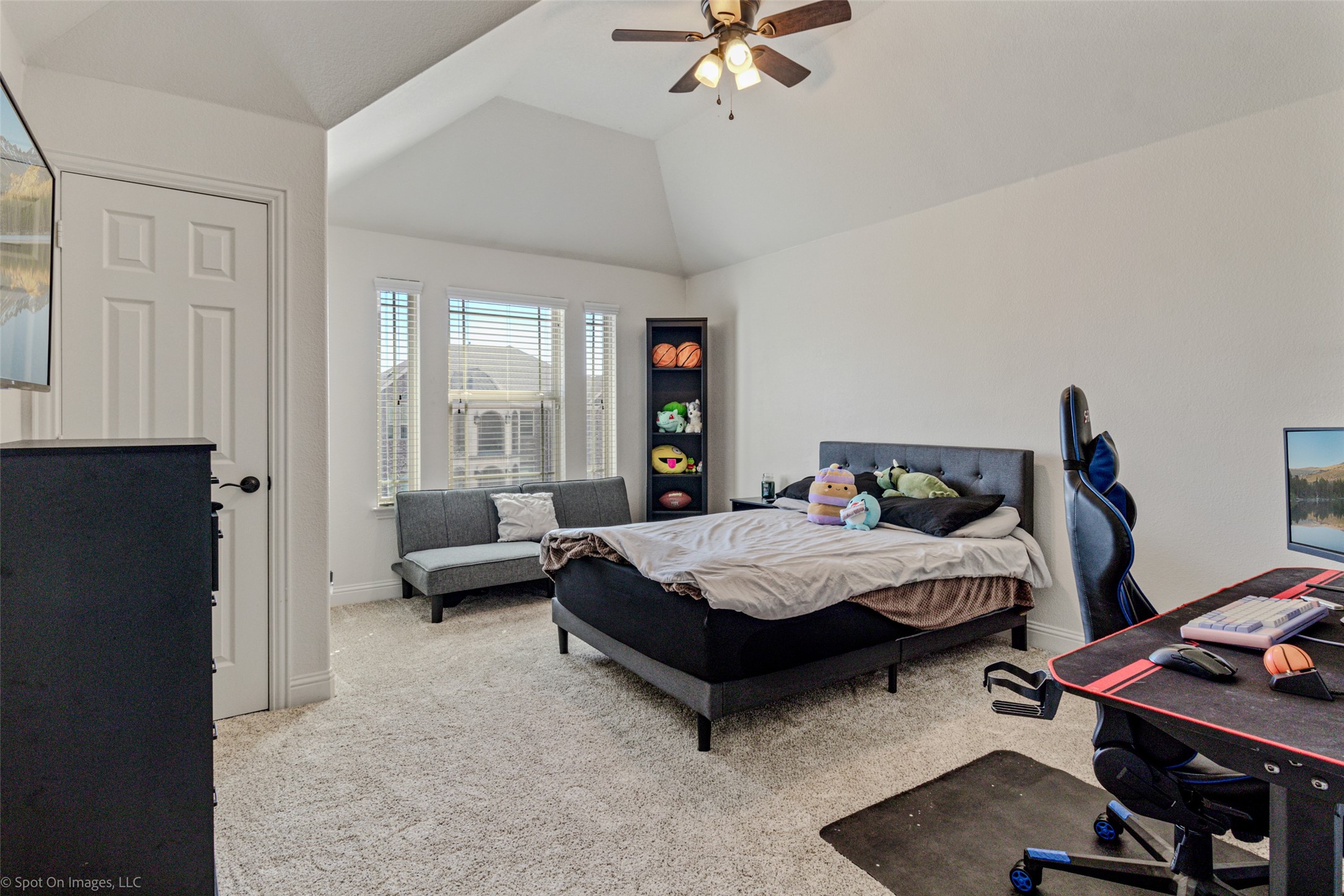 6025 Pine River Lane