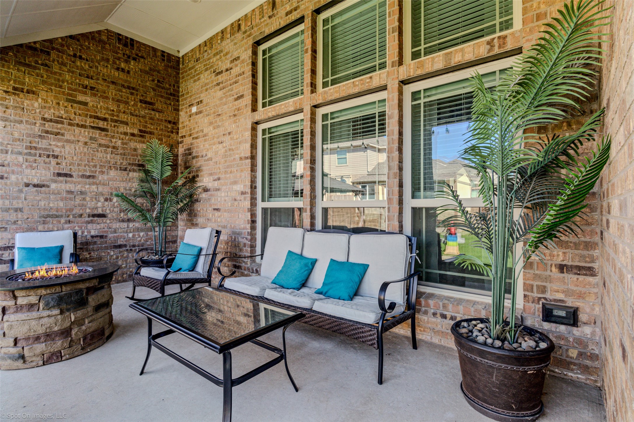 6025 Pine River Lane