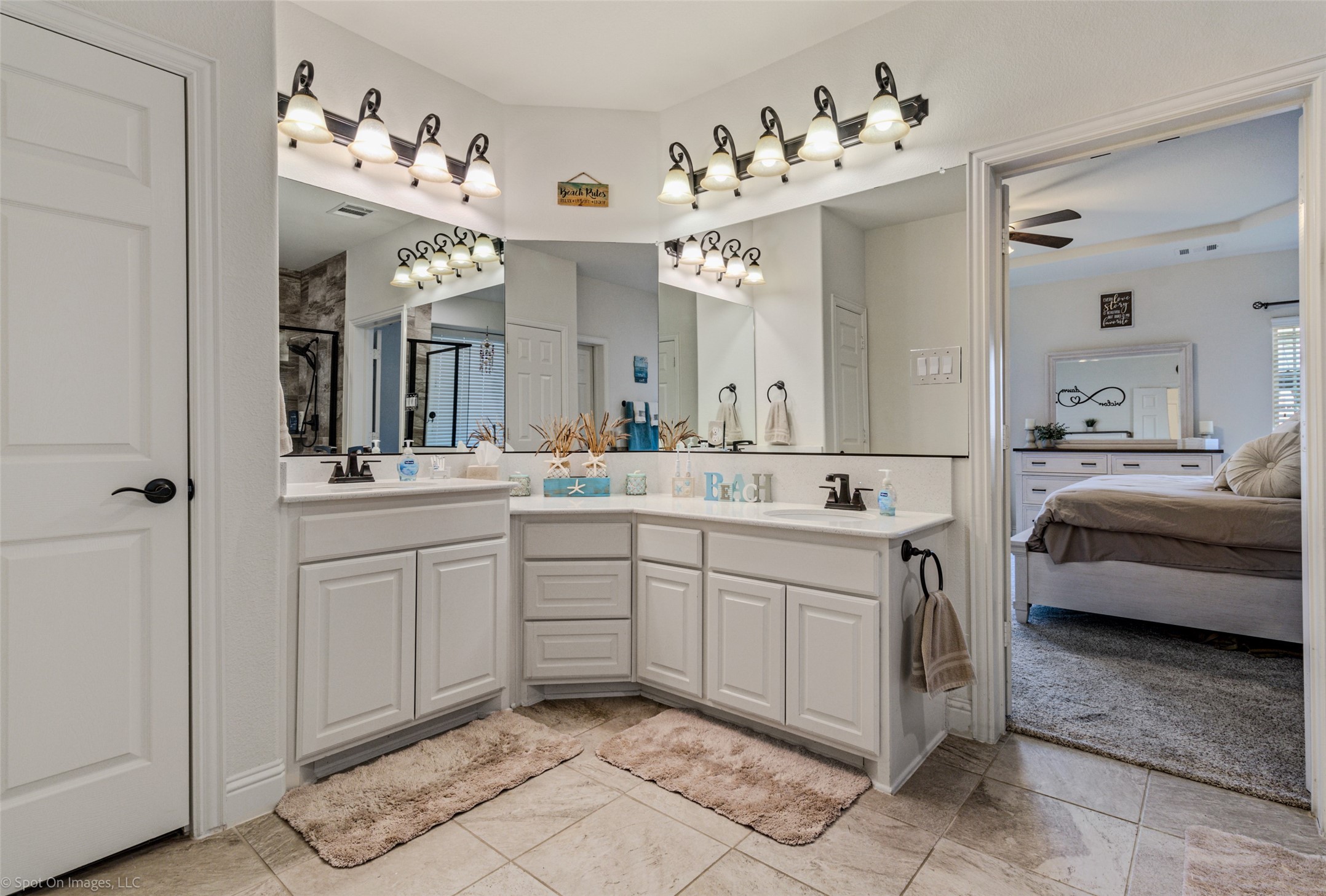6025 Pine River Lane