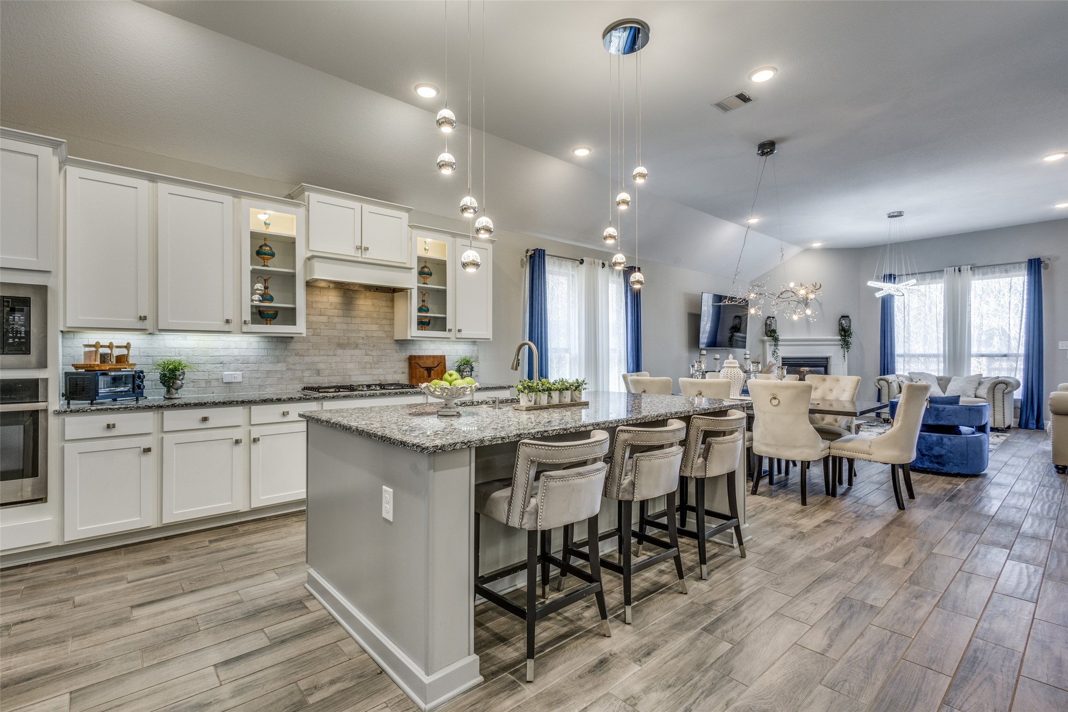 2605 Triton Drive