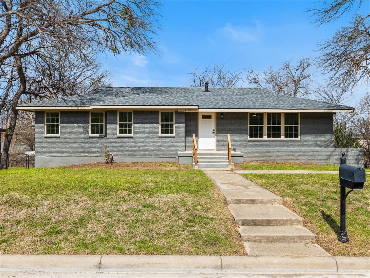 2129 Kingsdale Drive
