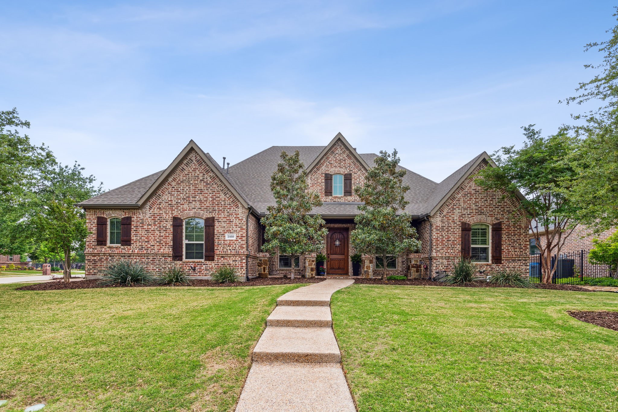 2460 Sunny Knoll Circle