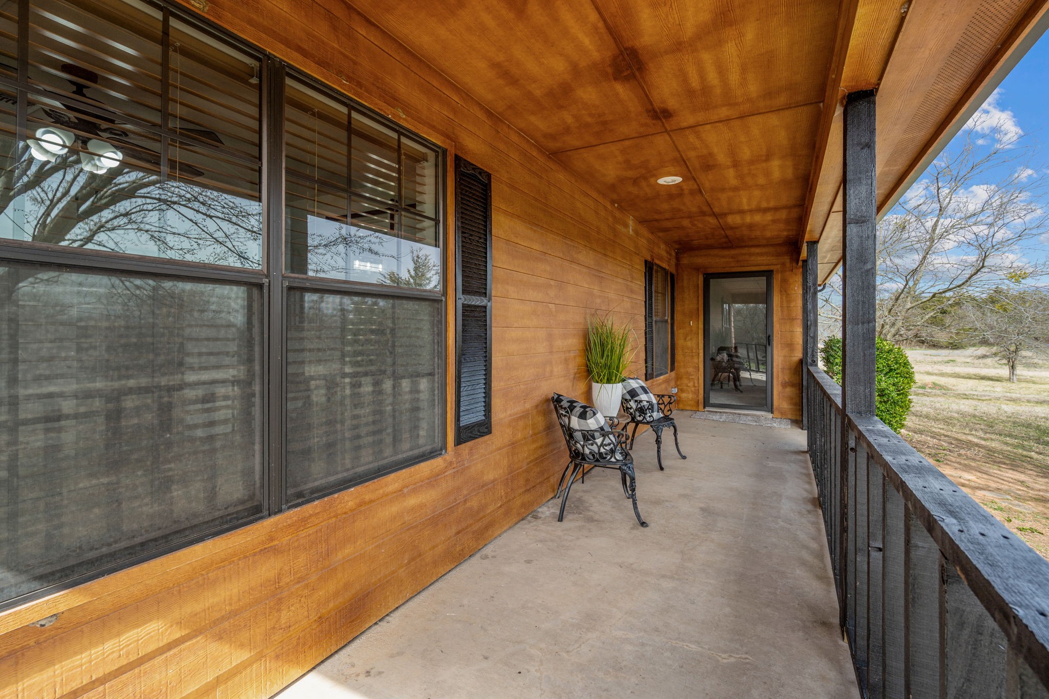 920 N Pecan Street