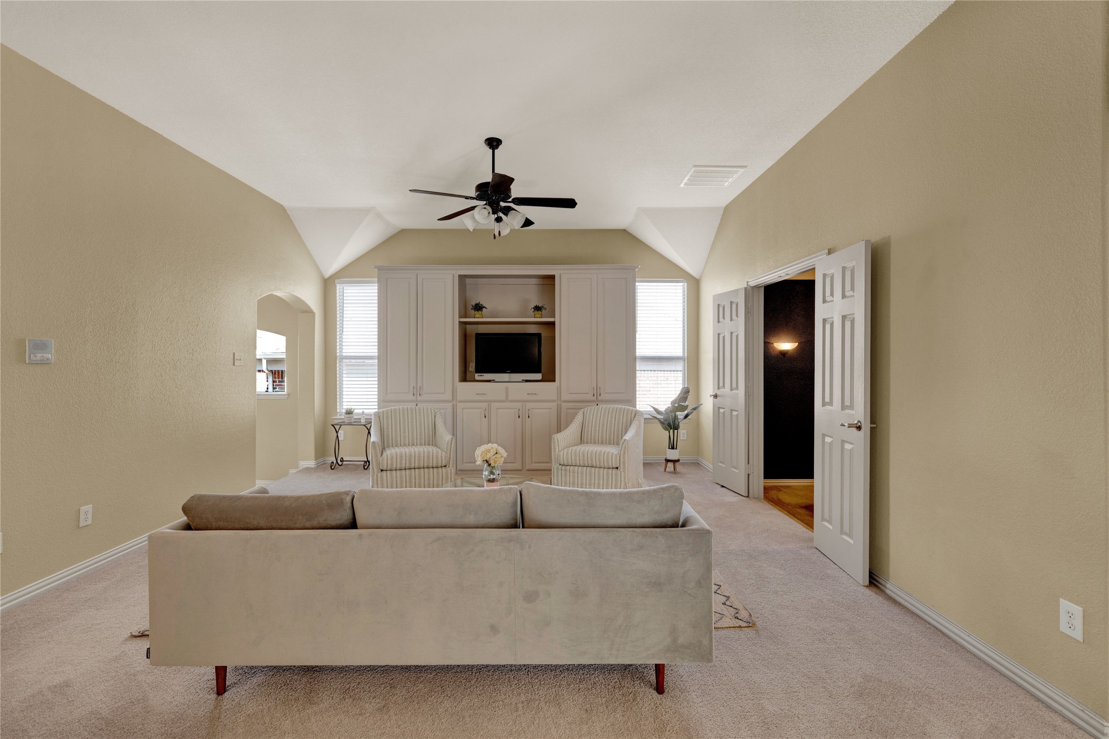 12618 Waltham Drive