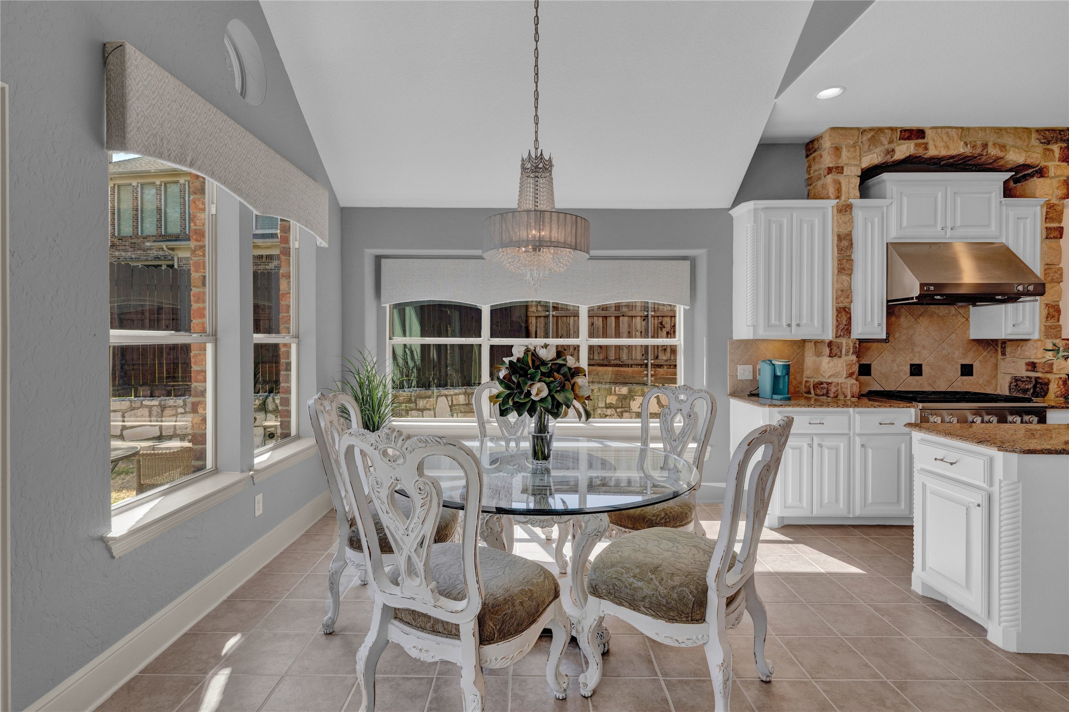 12618 Waltham Drive