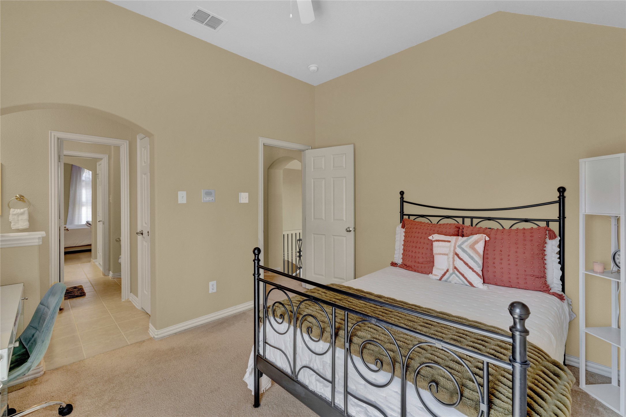 12618 Waltham Drive
