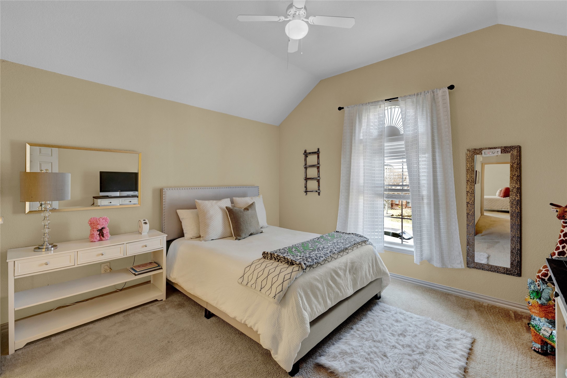 12618 Waltham Drive