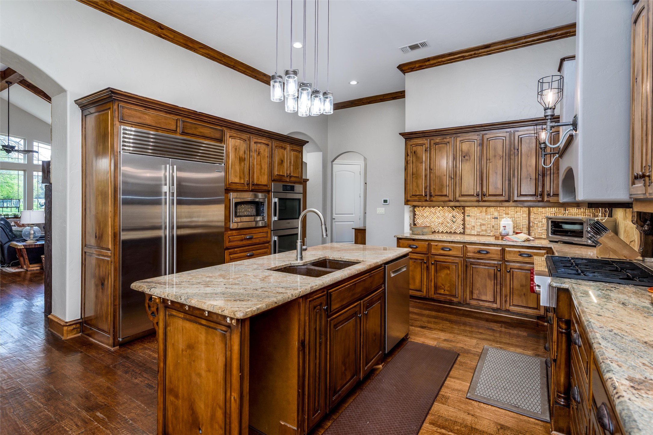 9095 County Road 128