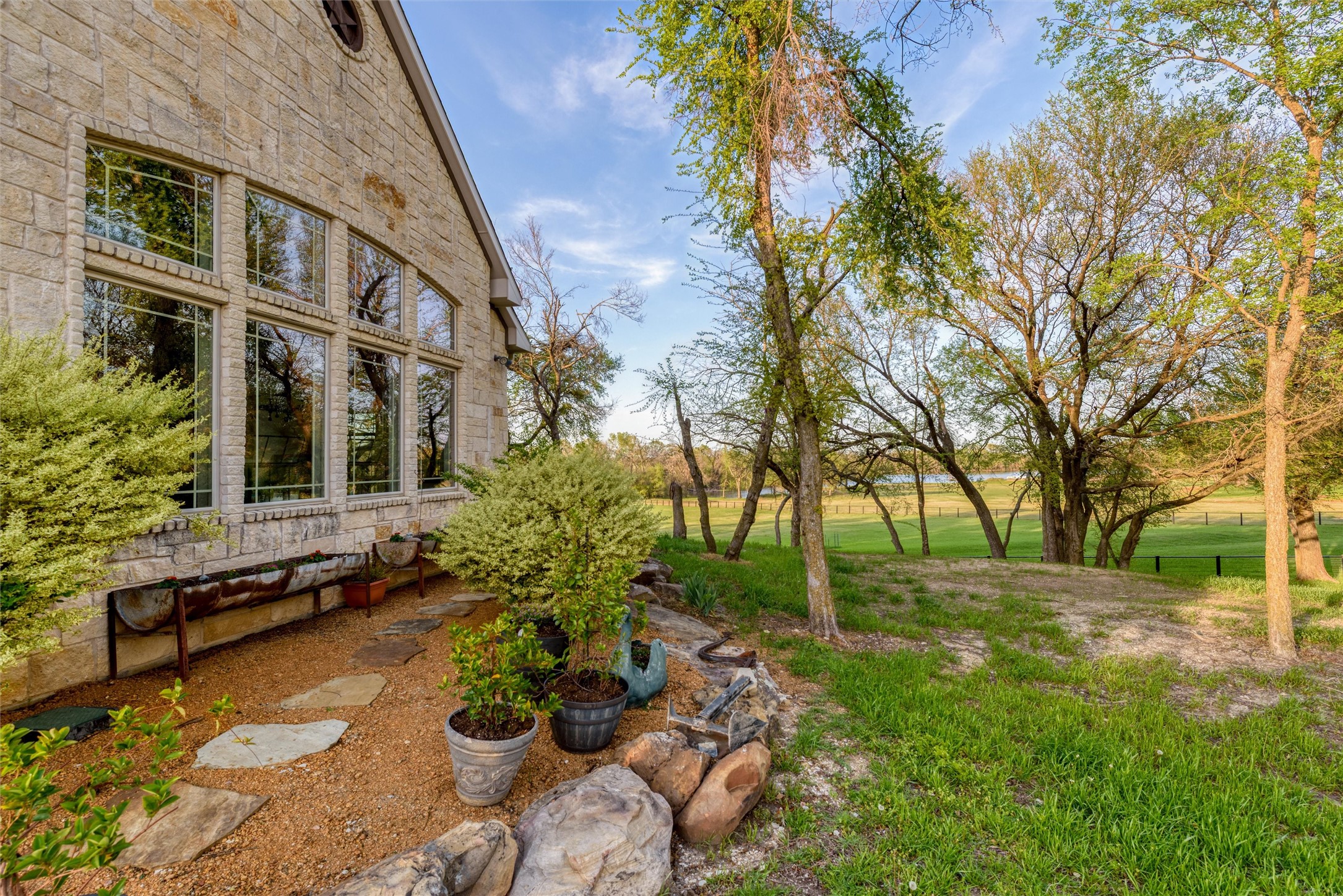 9095 County Road 128
