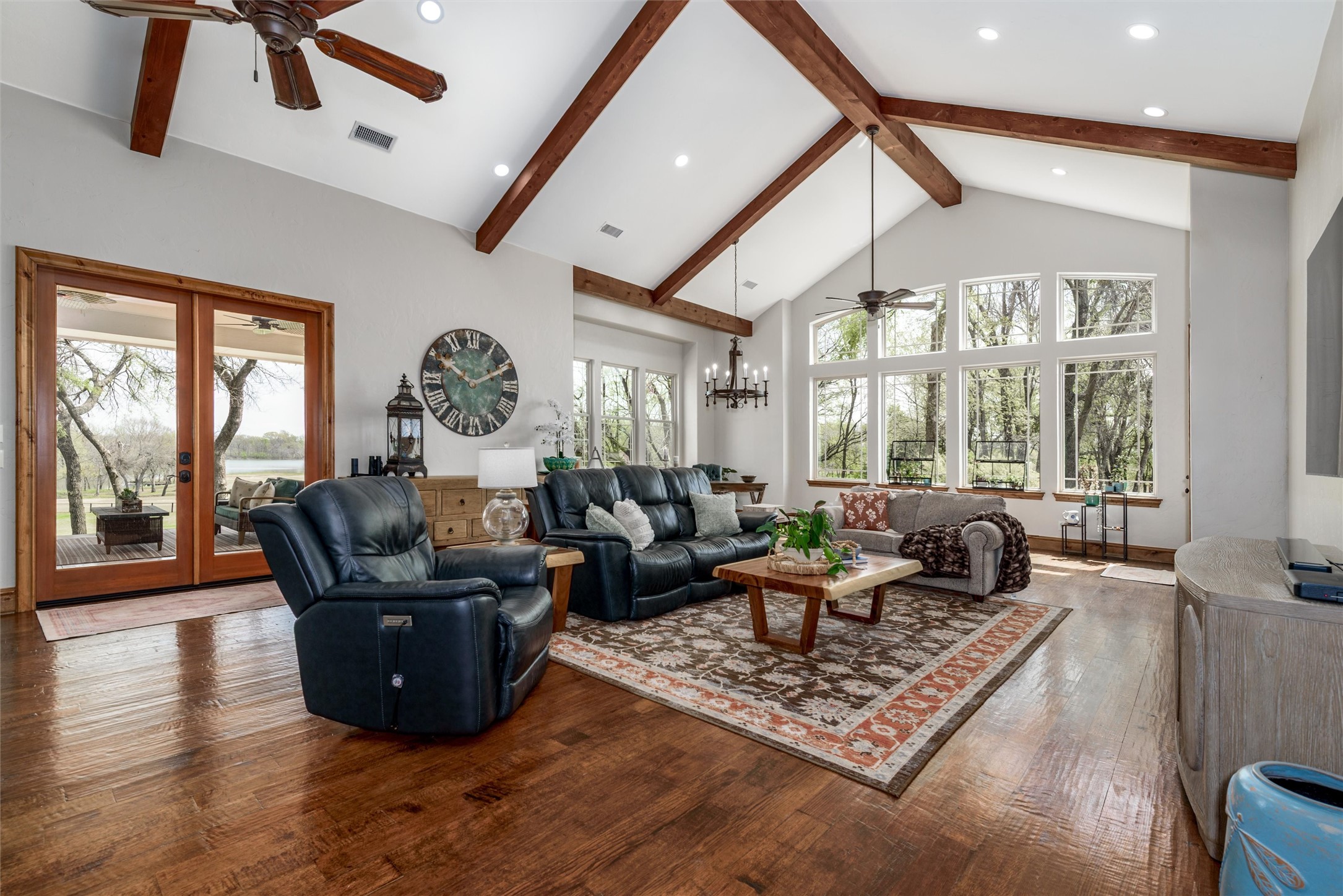 9095 County Road 128