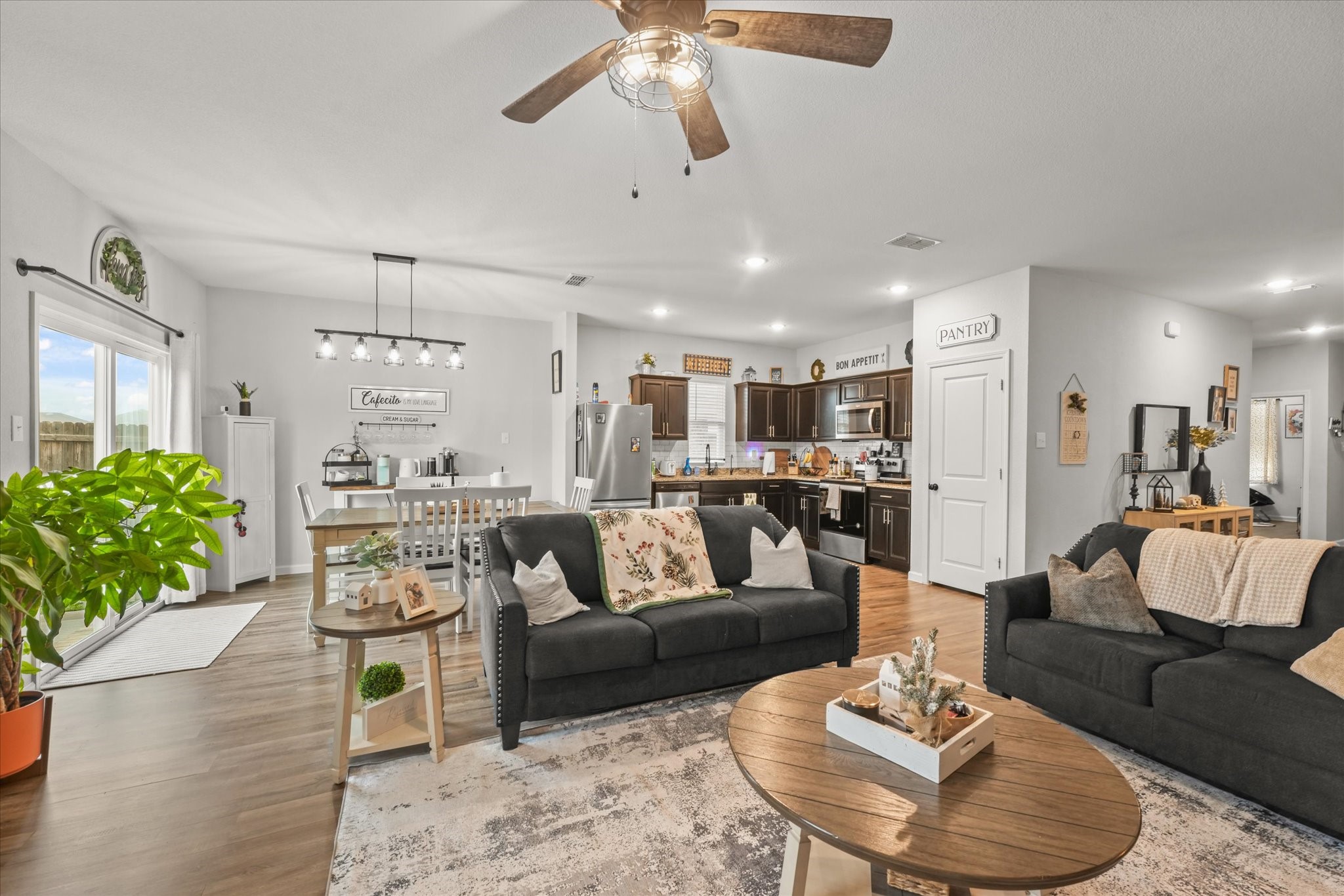 725 Peach Tree Lane