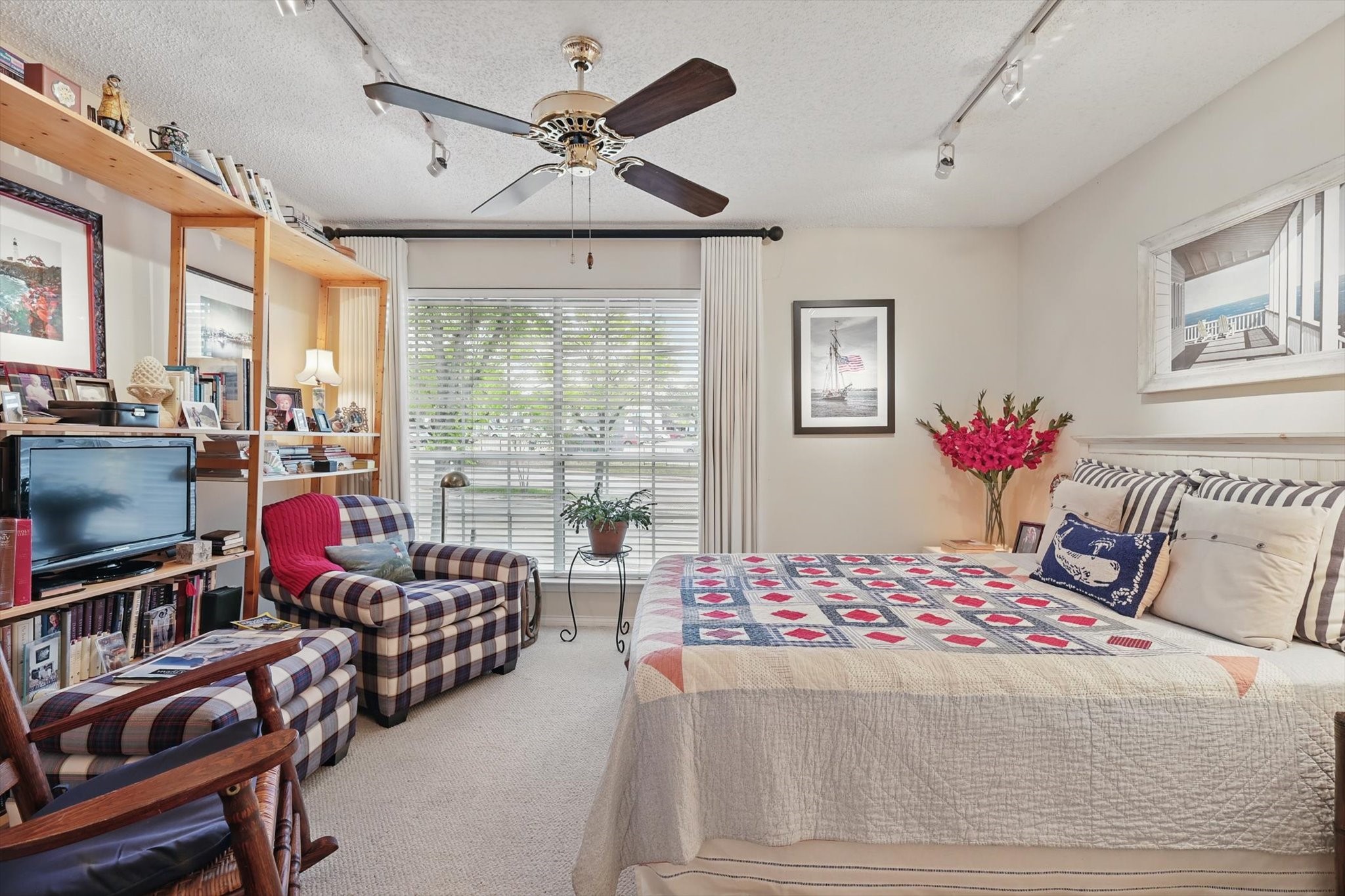 9801 Royal Lane 804