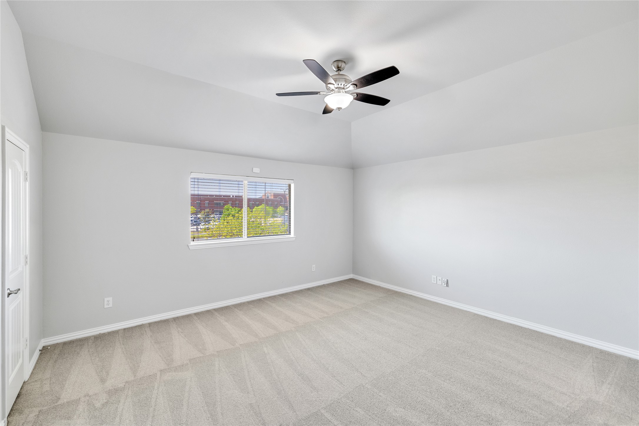 3031 Bainbridge Lane
