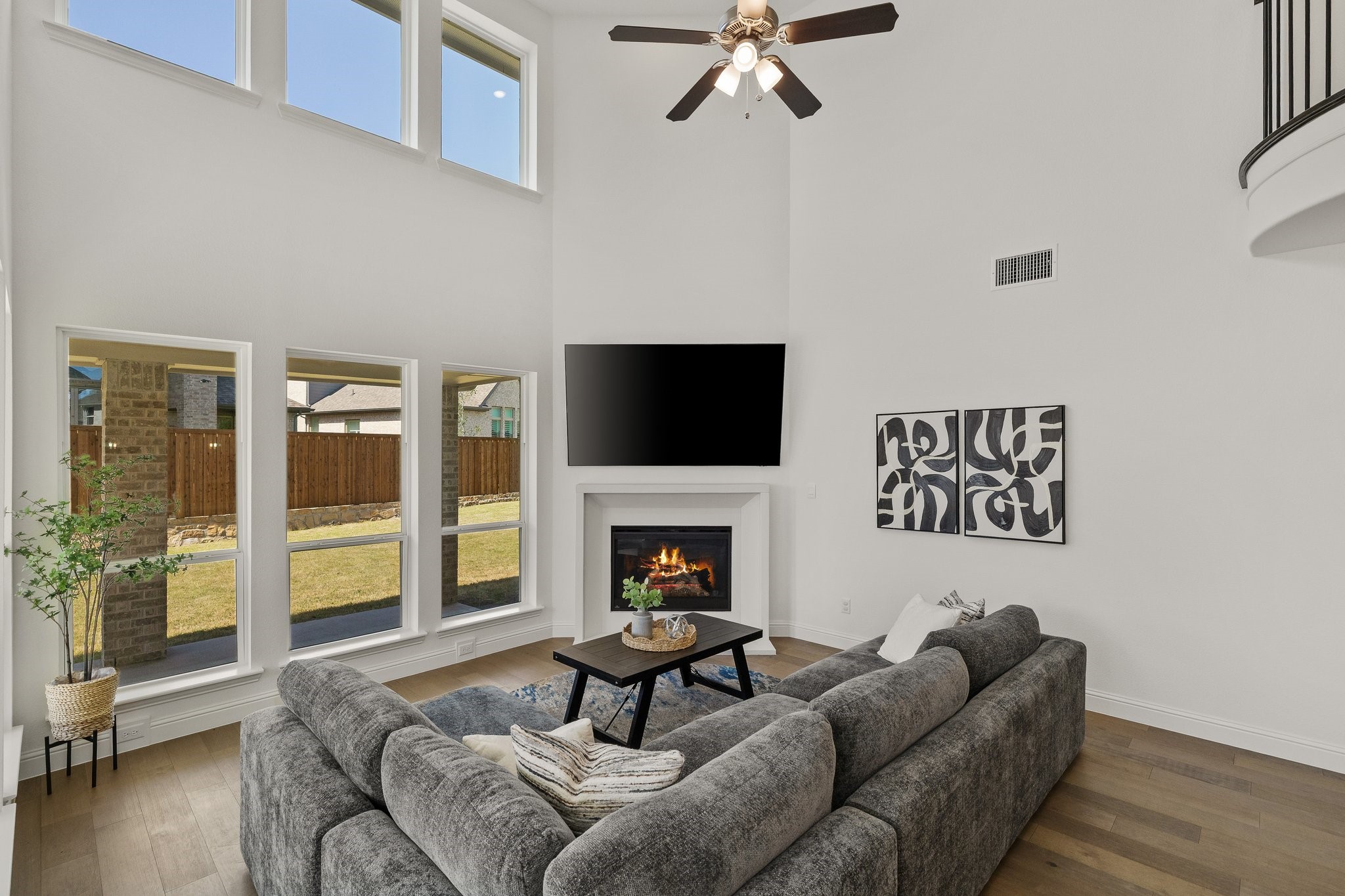 2610 Starwood Drive