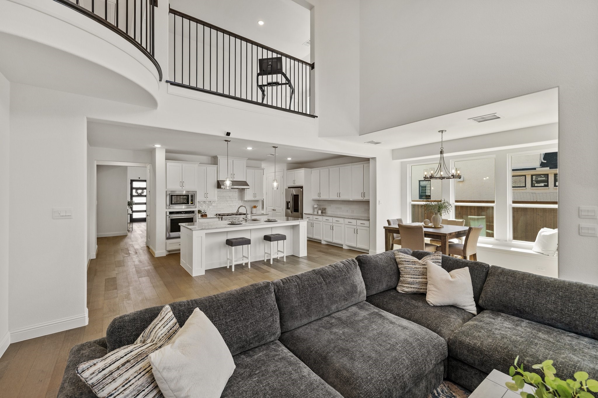 2610 Starwood Drive