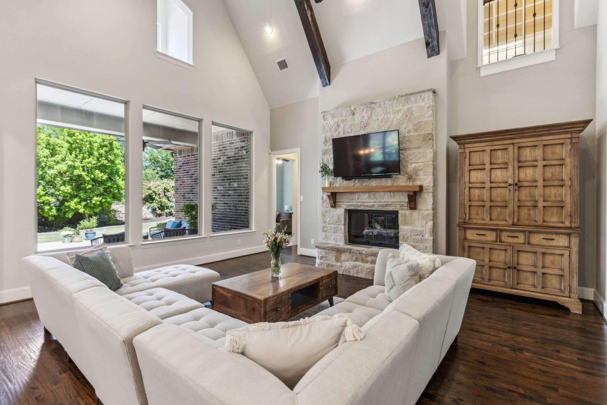 4301 Mesa Drive
