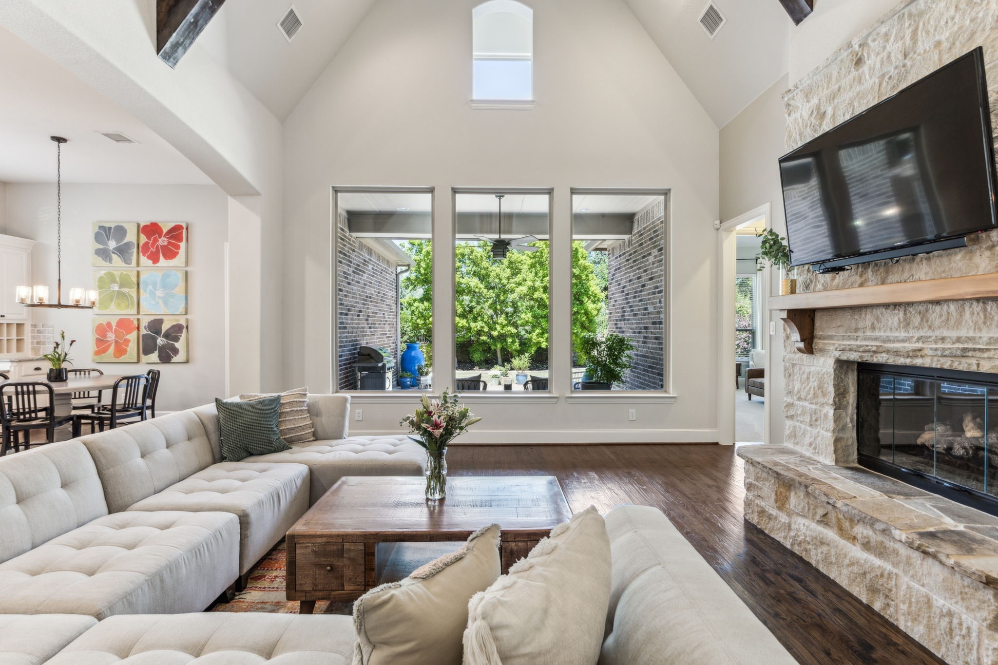 4301 Mesa Drive