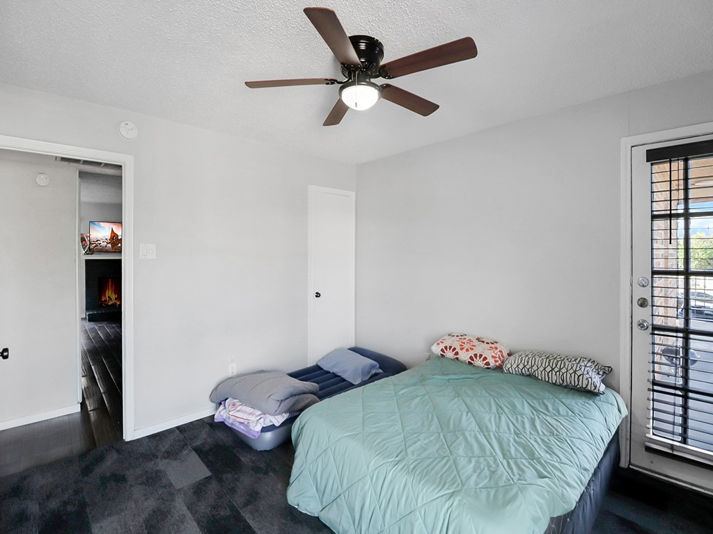 9520 Royal Lane 210