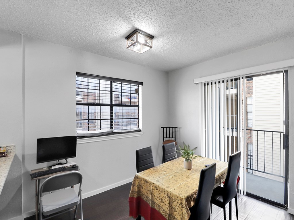 9520 Royal Lane 210