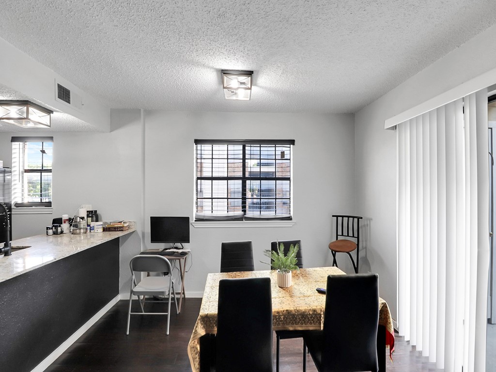 9520 Royal Lane 210
