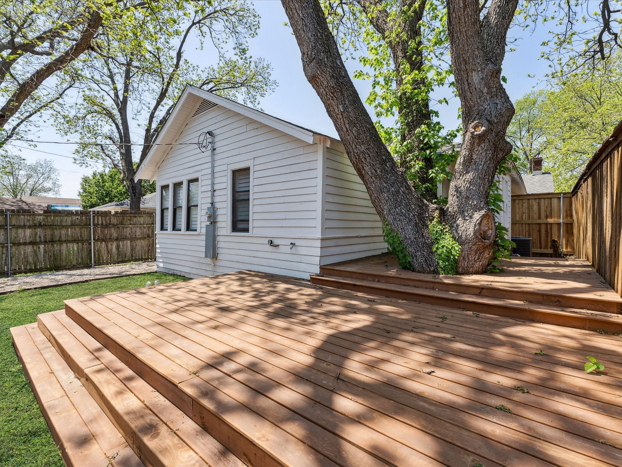126 N Windomere Avenue