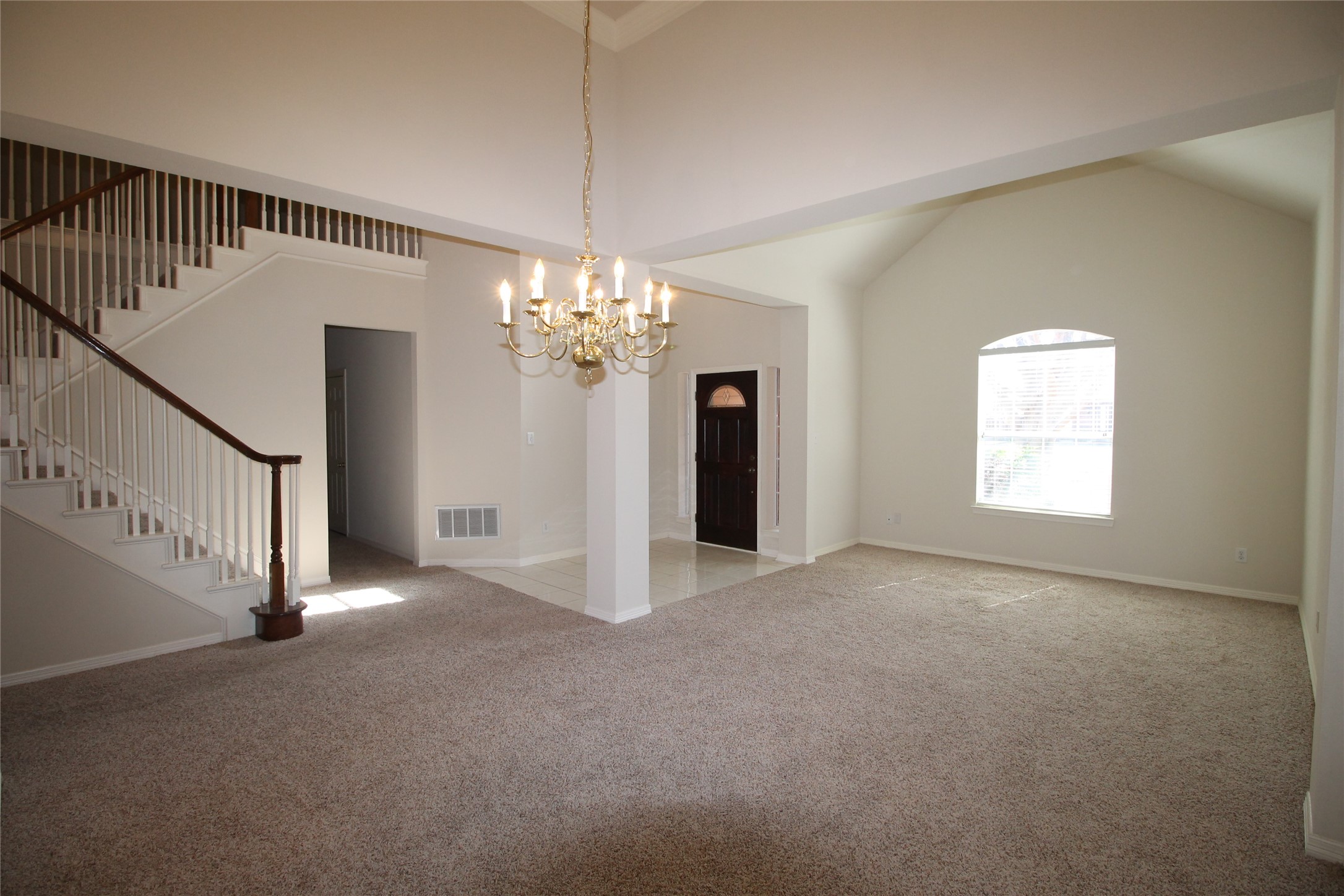 1416 Old Oak Trail