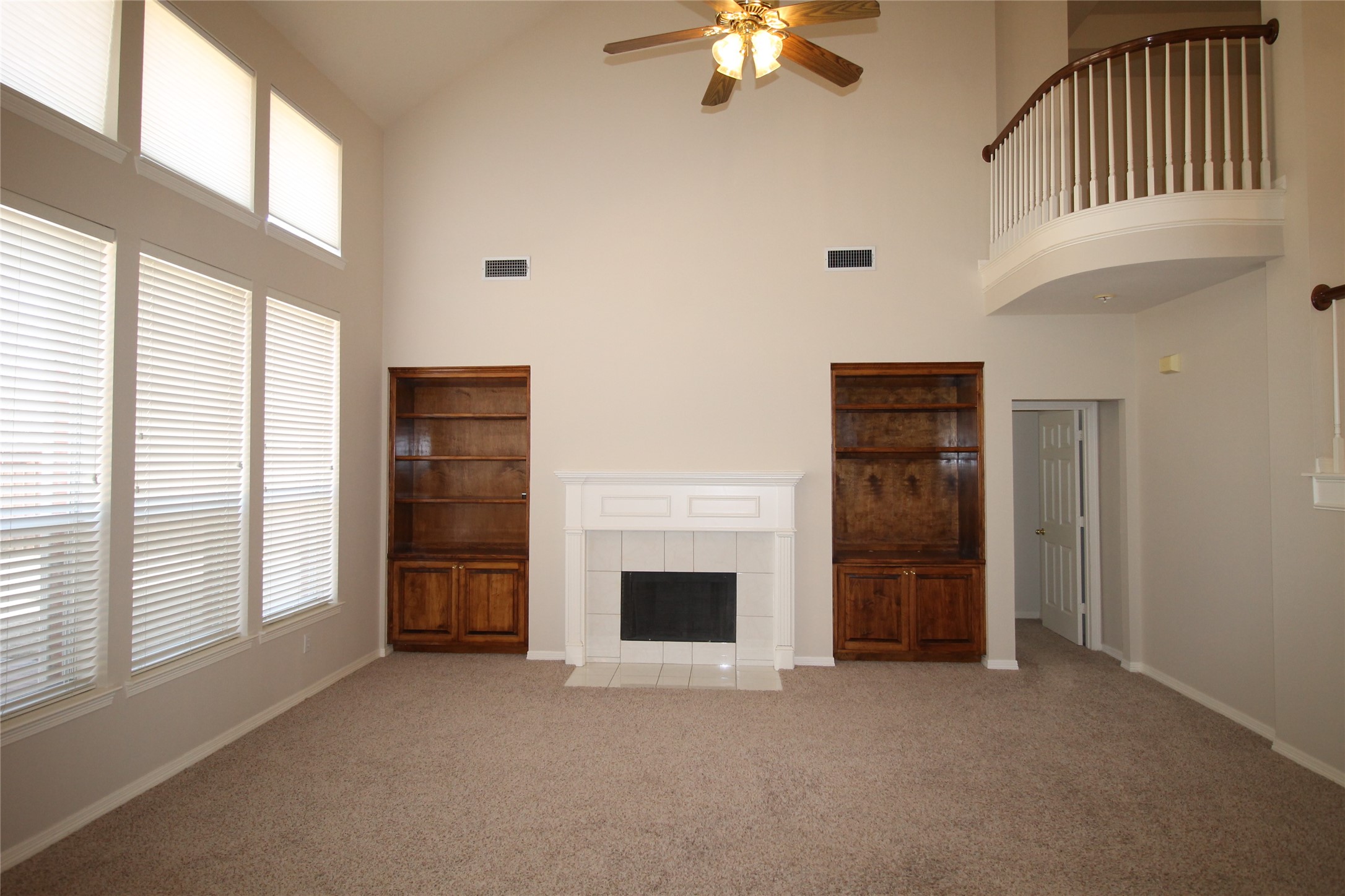 1416 Old Oak Trail